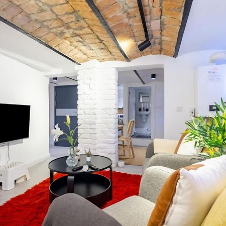 이스탄불 Vibrant Flat 5 Minutes Walk To Istiklal In Beyoglu 아파트 외부 사진