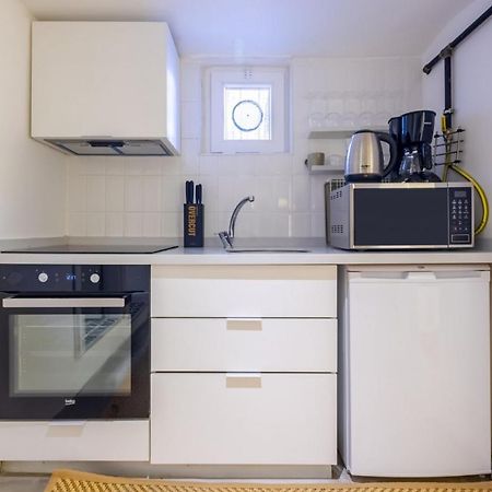 이스탄불 Vibrant Flat 5 Minutes Walk To Istiklal In Beyoglu 아파트 외부 사진