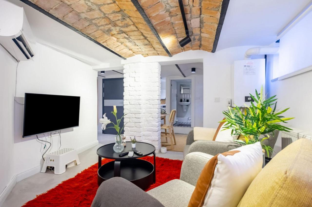이스탄불 Vibrant Flat 5 Minutes Walk To Istiklal In Beyoglu 아파트 외부 사진